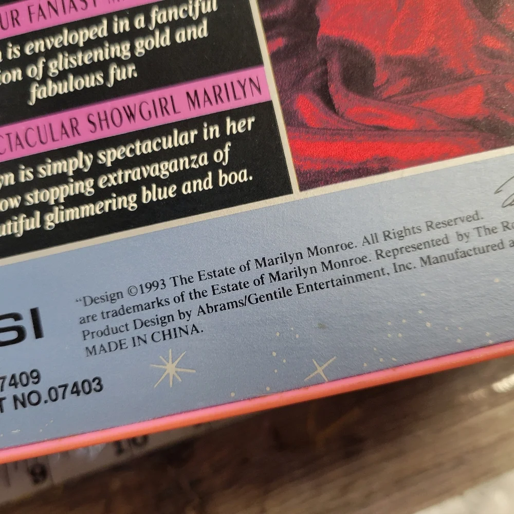 Marilyn Monroe NIB 1993 Spectacular Show‎ Girl Doll